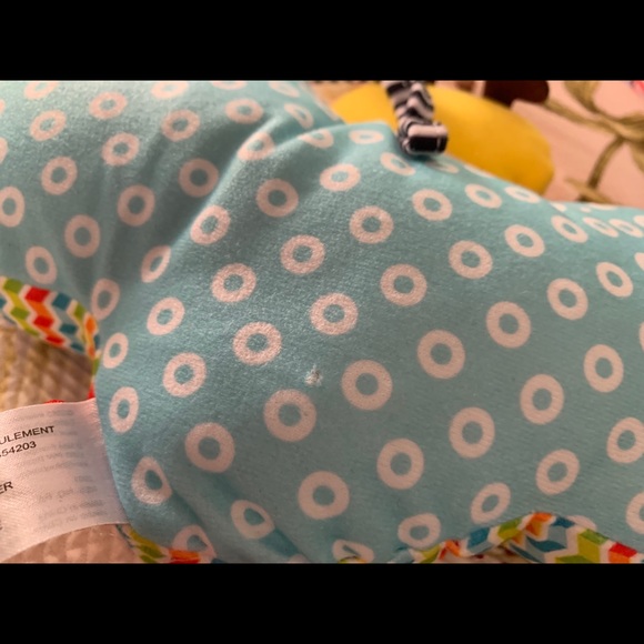 Infantino Squeak and Peek Bumble Bee Mirror Pal (Gift with Purchase) - Picture 12 of 12